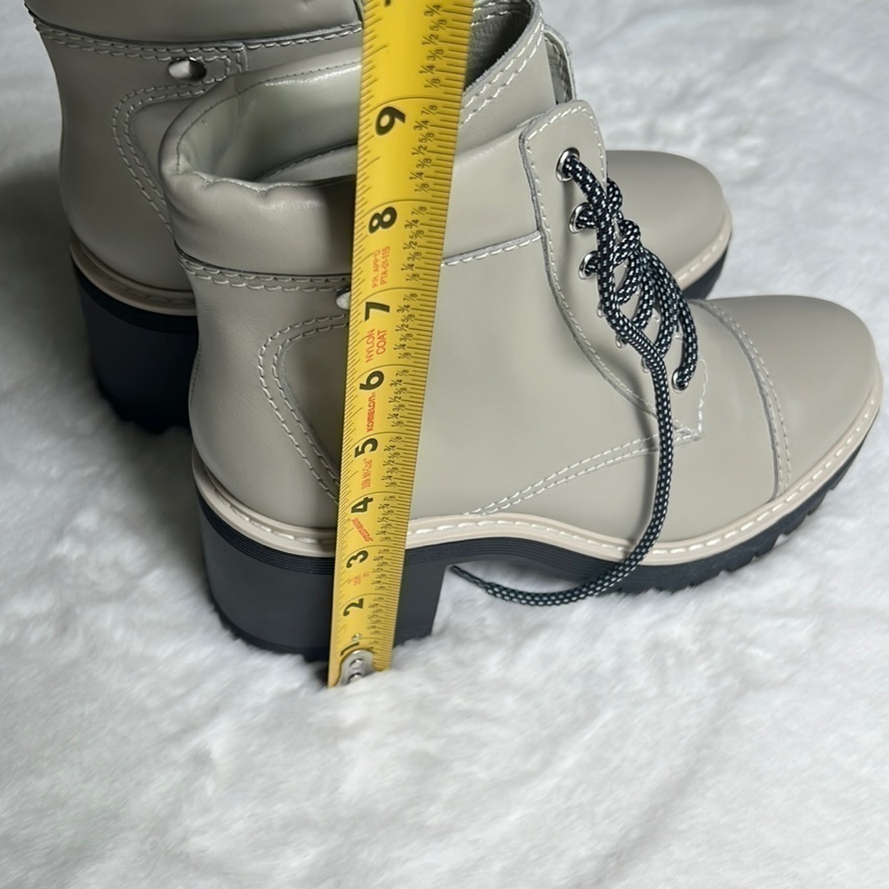 MARC FISHER LTD Wenner Laced Leather Boots Ivory color size 10 - Picture 7 of 9